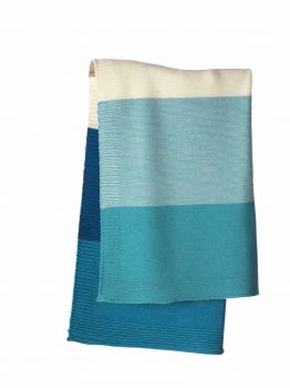 Disana Strickdecke lagune-blau